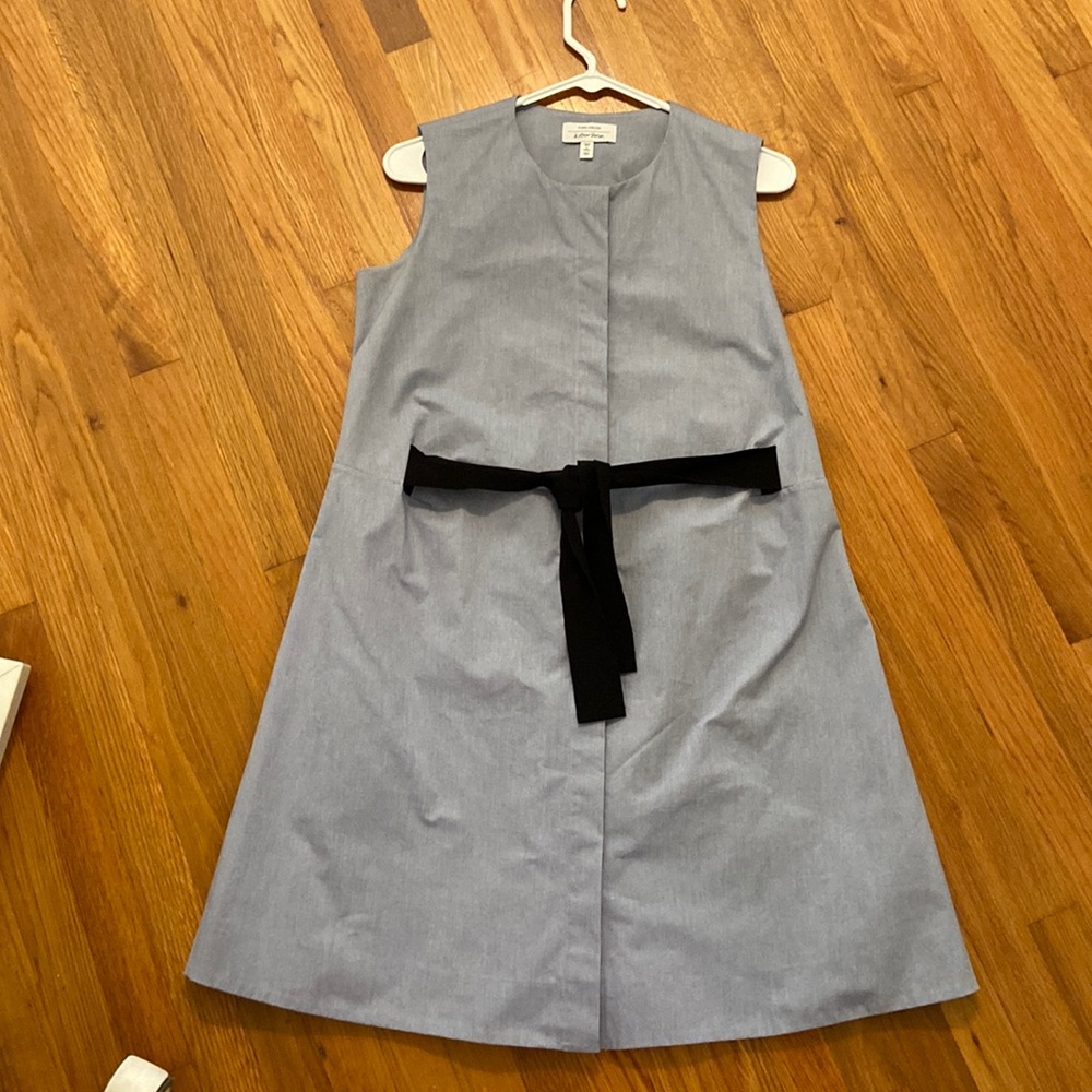 Classic &other stories sleeveless dress. Light blue black belt in front